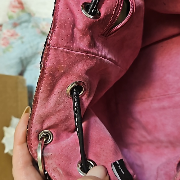 Kate Spade New York Black Fabric and Fuchia Suede Interior. - Picture 12 of 13